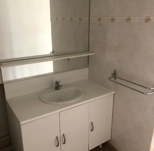 Casa vacanze Spacieuse Maison Avec Garage 5 Mins Valenciennes Anzin