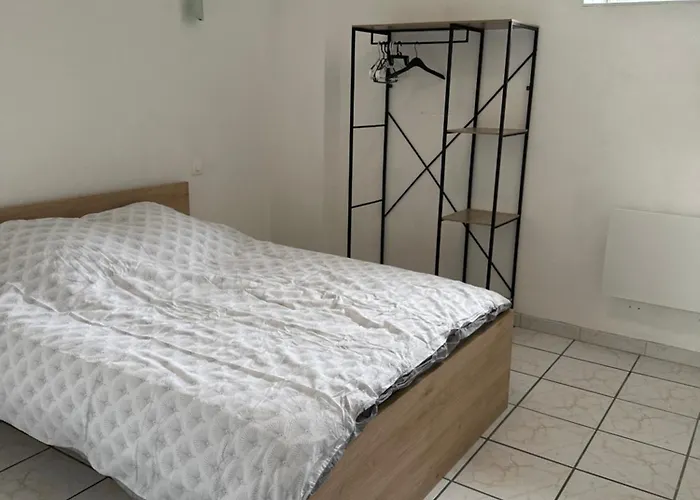 Spacieuse Maison Avec Garage 5 Mins Valenciennes Anzin